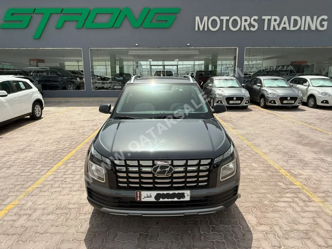 Hyundai Venue 2023 Automatic 50,000 Km 4 Cylinder Front Wheel Drive (FWD) SUV Gray