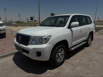 Toyota  Land Cruiser  G  2015  Automatic  510,000 Km  6 Cylinder  Four Wheel Drive (4WD)  SUV  White