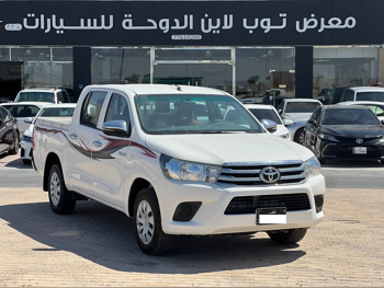 Toyota  Hilux  2023  Manual  205,000 Km  4 Cylinder  Rear Wheel Drive (RWD)  Pick Up  White