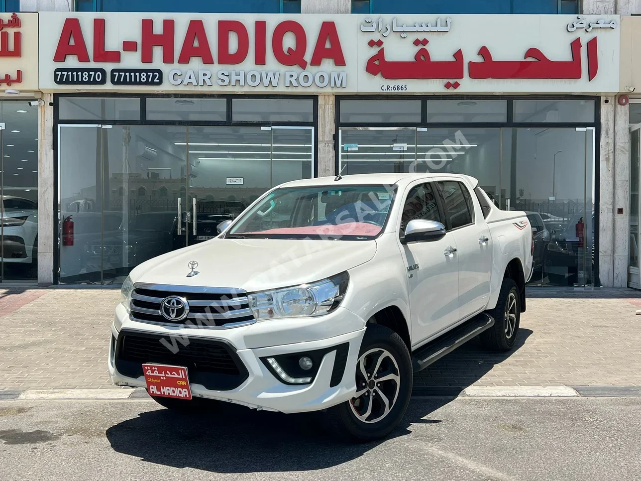 Toyota  Hilux  TRD  2019  Automatic  246,000 Km  6 Cylinder  Four Wheel Drive (4WD)  Pick Up  White