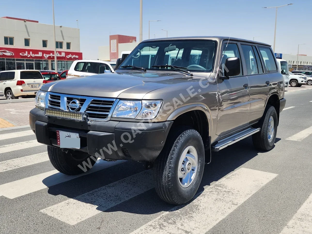 Nissan Patrol 1998 Manual 300,000 Km 6 Cylinder Four Wheel Drive (4WD) SUV Gray