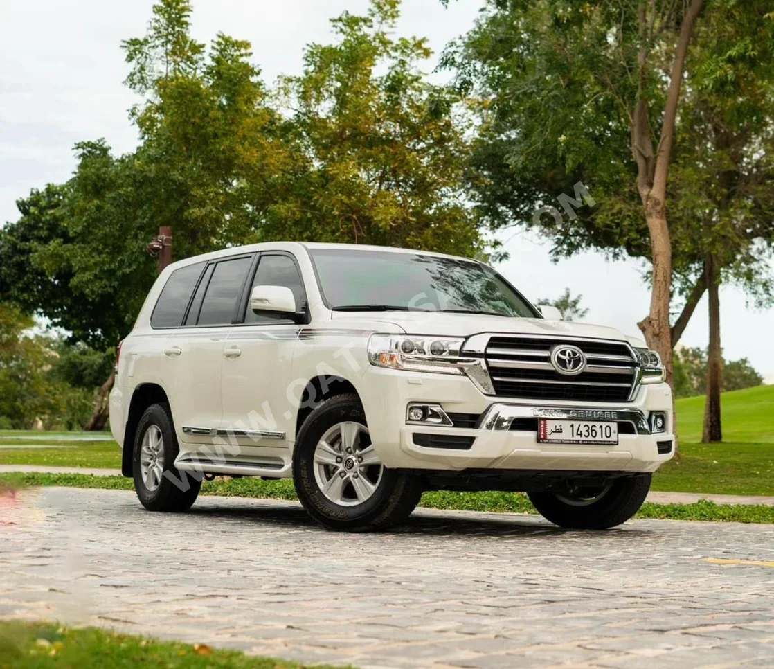 Toyota Land Cruiser GXR 2020 Automatic 75,000 Km 6 Cylinder Four Wheel Drive (4WD) SUV White