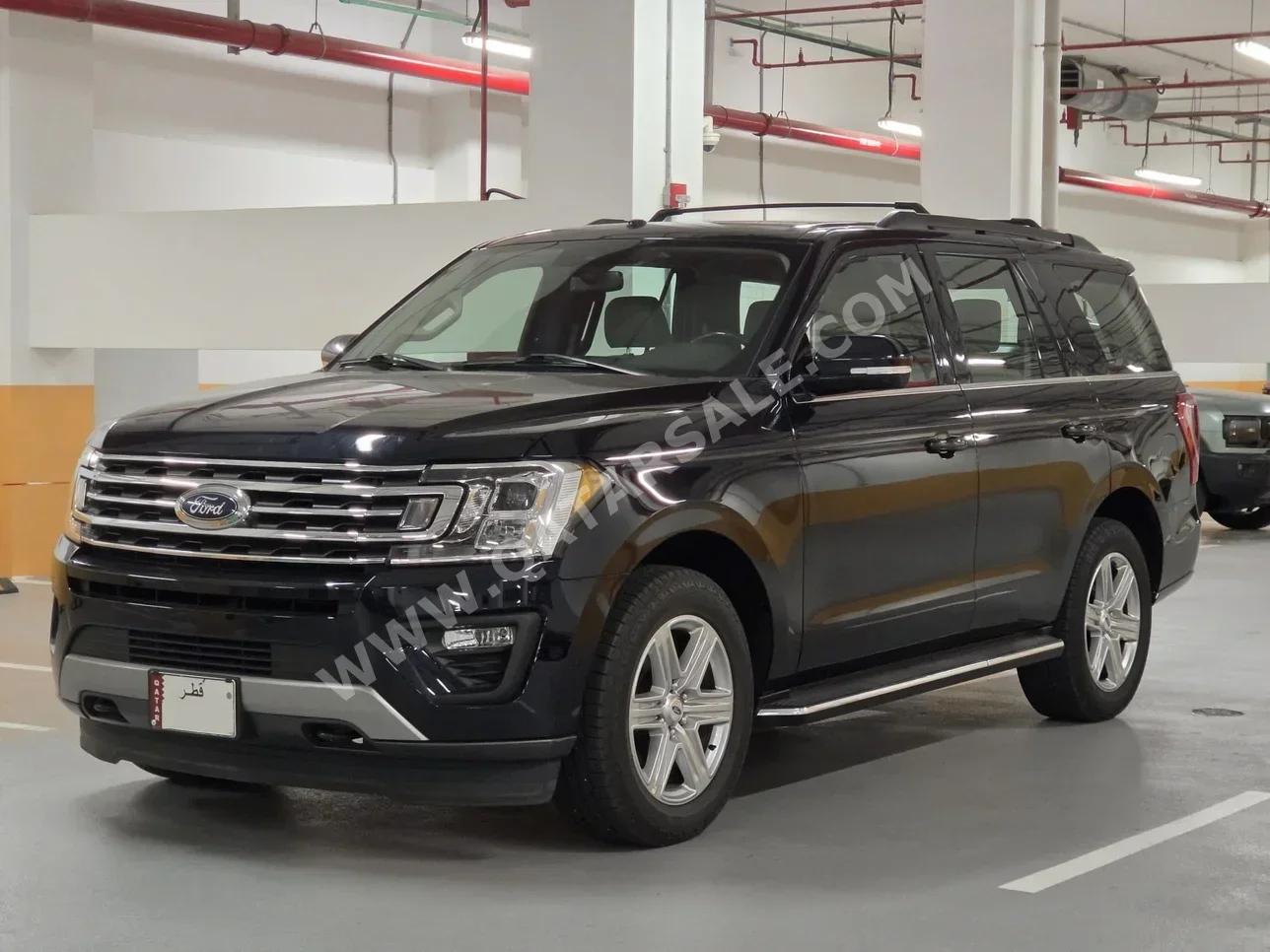 Ford  Expedition  XLT  2021  Automatic  62,000 Km  6 Cylinder  Four Wheel Drive (4WD)  SUV  Black