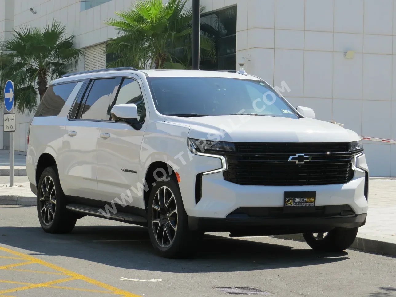 Chevrolet Suburban 2023 Automatic 42,500 Km 8 Cylinder Four Wheel Drive (4WD) SUV White