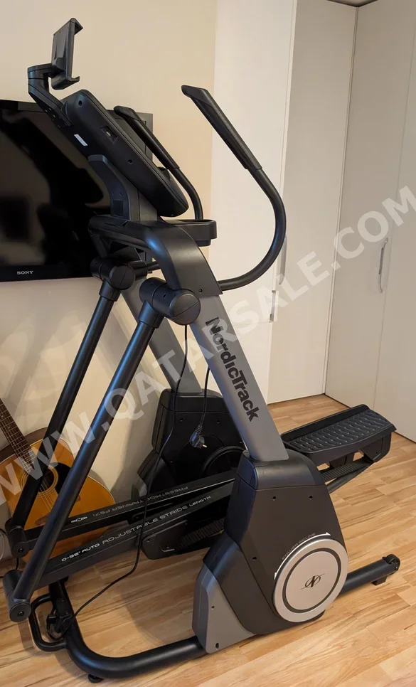 Gym Equipment Machines - Treadmill - Charcoal - Nordictrack 2022