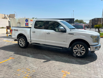 Ford F 150 XLT 2016 Automatic 149,000 Km 6 Cylinder Four Wheel Drive (4WD) Pick Up White