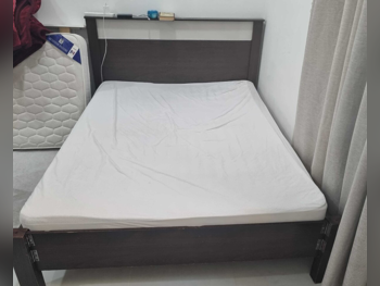 Beds - Twin - Brown