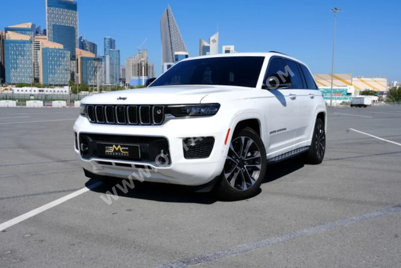 Jeep Grand Cherokee Overland 2023 Automatic 22,000 Km 6 Cylinder Four Wheel Drive (4WD) SUV White With Warranty