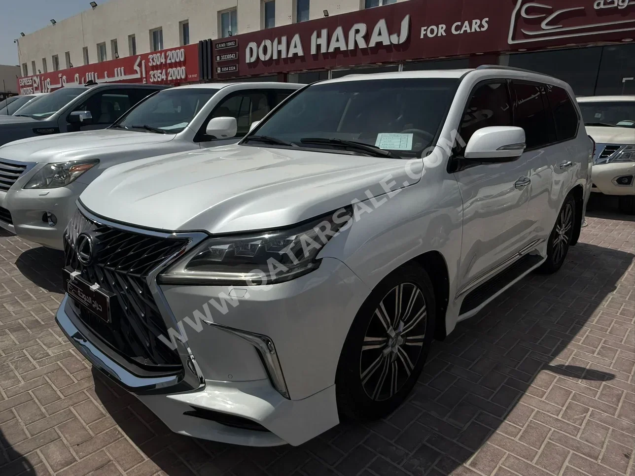 Lexus  LX  570 S  2016  Automatic  470,000 Km  8 Cylinder  Four Wheel Drive (4WD)  SUV  White