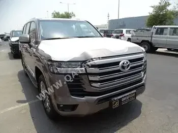 Toyota  Land Cruiser  GXR Twin Turbo  2022  Automatic  0 Km  6 Cylinder  Four Wheel Drive (4WD)  SUV  Bronze  With Warranty