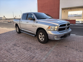 Dodge  Ram  1500  2016  Automatic  180,000 Km  8 Cylinder  Four Wheel Drive (4WD)  Pick Up  Silver