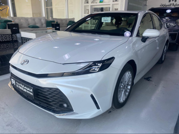 Toyota  Camry  LE  2026  Automatic  0 Km  4 Cylinder  Front Wheel Drive (FWD)  Sedan  White  With Warranty