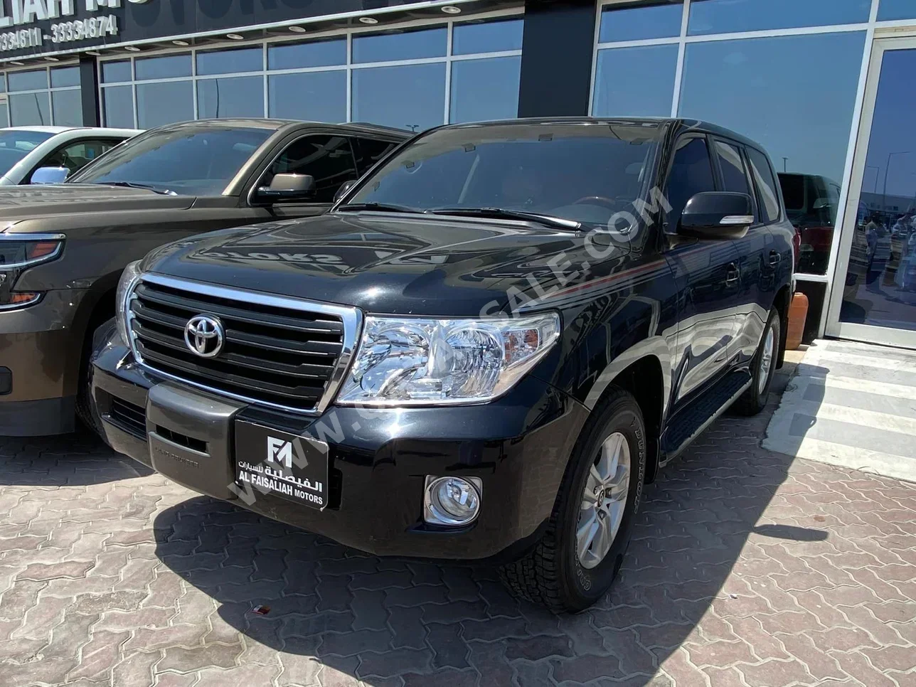Toyota Land Cruiser GX 2012 Automatic 292,000 Km 6 Cylinder Four Wheel Drive (4WD) SUV Black