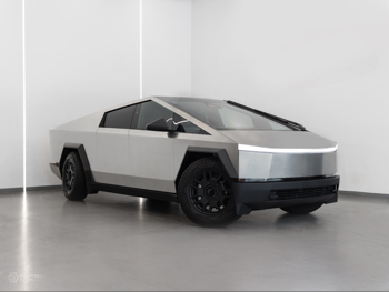 Tesla Cybertruck Foundation Series 2024 Automatic 7,350 Km 0 Cylinder All Wheel Drive (AWD) Pick Up Silver