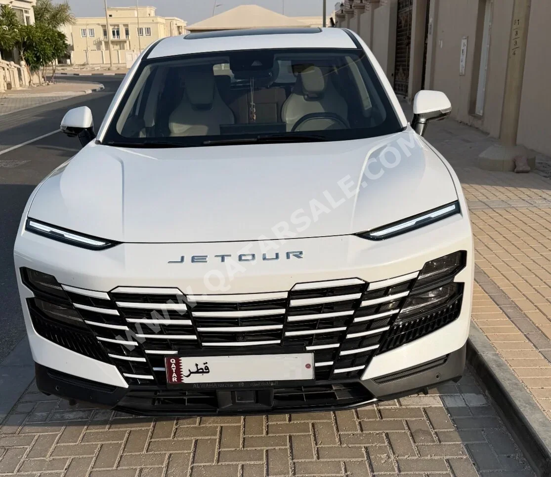 Jetour Dashing Luxury 2024 Automatic 52,725 Km 4 Cylinder Four Wheel Drive (4WD) SUV White With Warranty