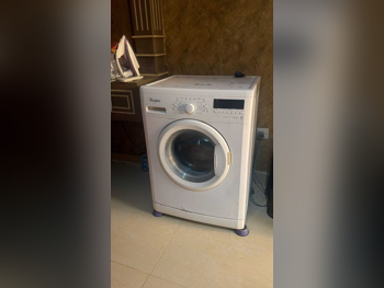 Washing Machines & All in ones WhirlPool /  Front Load Washer  White