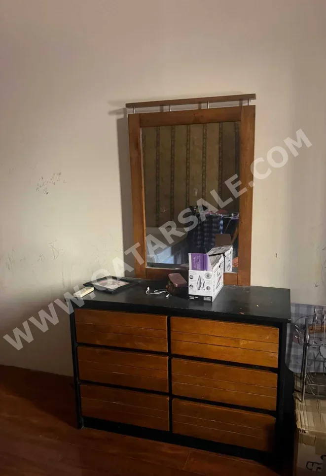 Drawer Units Mirror Included Brown