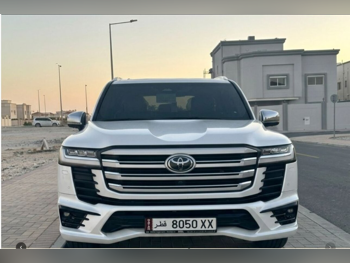 Toyota Land Cruiser VXR Twin Turbo 2025 Automatic 23,500 Km 6 Cylinder Four Wheel Drive (4WD) SUV White With Warranty