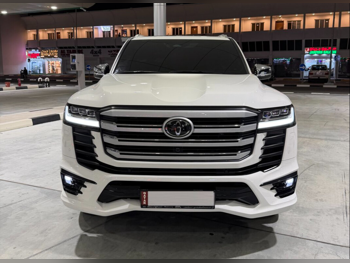 Toyota Land Cruiser VXR Twin Turbo 2025 Automatic 18,000 Km 6 Cylinder Four Wheel Drive (4WD) SUV White With Warranty