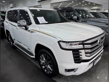 Toyota Land Cruiser VXR Twin Turbo 2024 Automatic 30,000 Km 6 Cylinder Four Wheel Drive (4WD) SUV White With Warranty