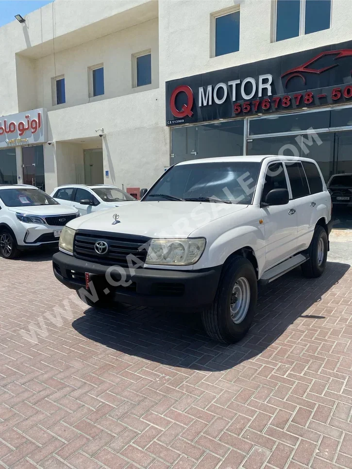 تويوتا لاند كروزر جي 2006 عادي 367,000 كم 6 سلندر دفع رباعي اس يو في أبيض