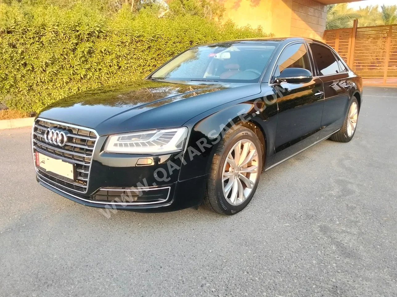 اودي  أي 8  50 TFSI  2017  اوتوماتيك  125,000 كم  8 سلندر  دفع خلفي  سيدان  أسود