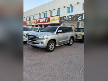 Toyota  Land Cruiser  GX  2019  Automatic  170,000 Km  6 Cylinder  Four Wheel Drive (4WD)  SUV  Silver