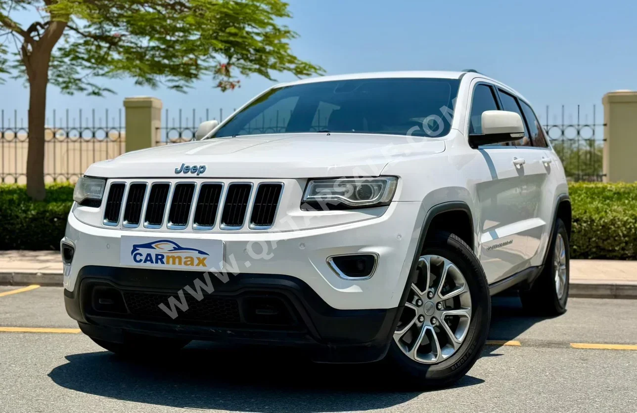 Jeep Grand Cherokee Laredo 2016 Automatic 163,000 Km 6 Cylinder Four Wheel Drive (4WD) SUV White