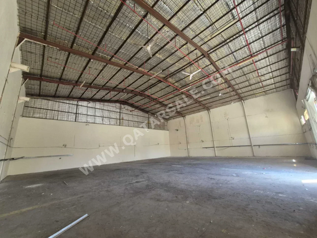 Warehouses & Stores - Al Rayyan - Industrial Area -Area Size: 500 Square Meter