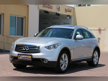 Infiniti QX 70 2016 Automatic 114,000 Km 6 Cylinder Four Wheel Drive (4WD) SUV Silver
