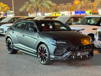 Lamborghini Urus 2019 Automatic 85,000 Km 8 Cylinder Four Wheel Drive (4WD) SUV Gray