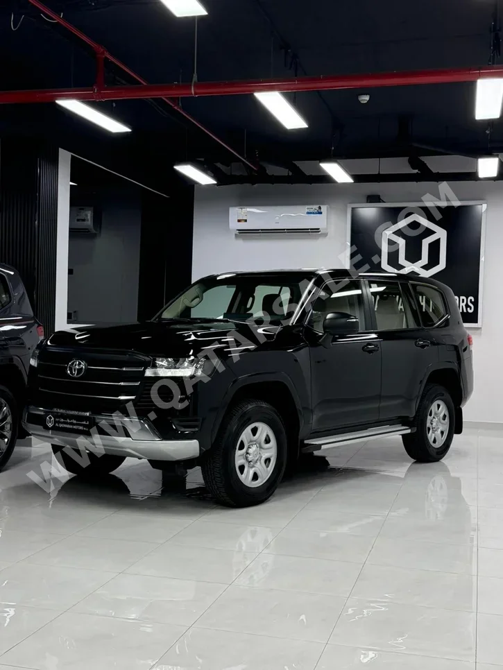 Toyota Land Cruiser GX 2023 Automatic 143,000 Km 6 Cylinder Four Wheel Drive (4WD) SUV Black