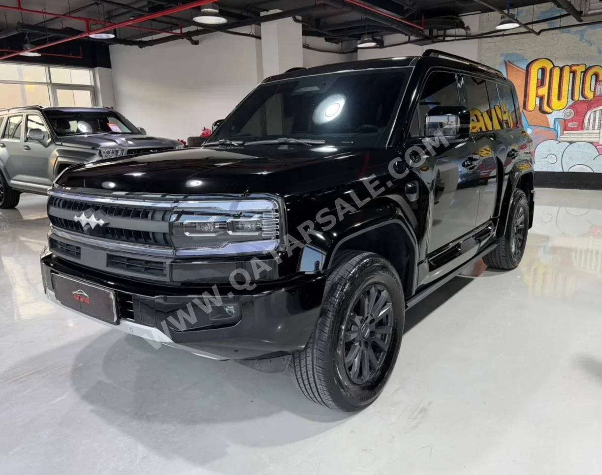 BYD Leopard 5 Ultra 5 2025 Automatic 20,000 Km 4 Cylinder All Wheel Drive (AWD) SUV Black With Warranty