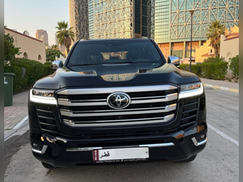Toyota Land Cruiser VXR Twin Turbo 2023 Automatic 45,000 Km 6 Cylinder Four Wheel Drive (4WD) SUV Black With Warranty