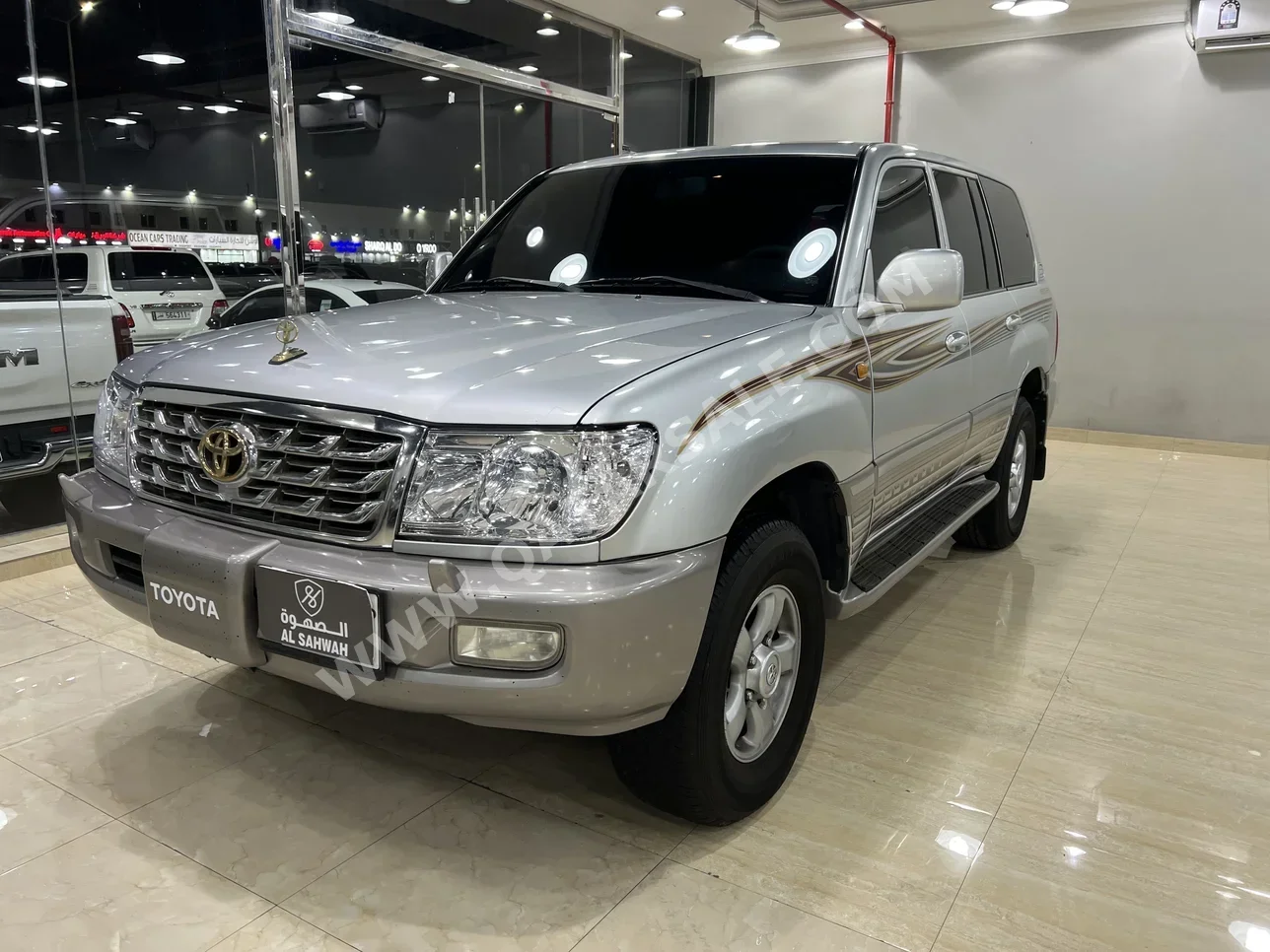 Toyota  Land Cruiser  GXR  2007  Manual  340,000 Km  6 Cylinder  Four Wheel Drive (4WD)  SUV  Silver
