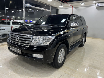 Toyota  Land Cruiser  VXR  2009  Automatic  462,000 Km  8 Cylinder  Four Wheel Drive (4WD)  SUV  Black