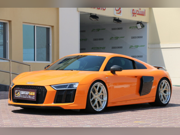 Audi R8 5.2 plus 2017 Automatic 28,000 Km 10 Cylinder Four Wheel Drive (4WD) Coupe / Sport Orange