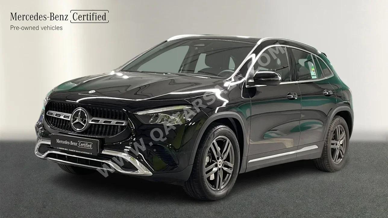 Mercedes-Benz GLA 200 2026 Automatic 2,600 Km 4 Cylinder Front Wheel Drive (FWD) SUV Black With Warranty