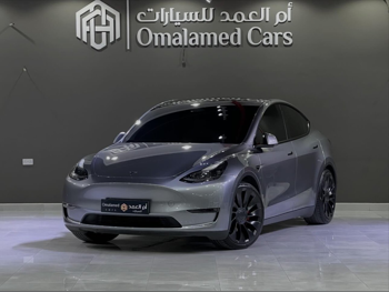 تسلا  واي  بيرفورمانس  2024  اوتوماتيك  53,000 كم  0 سلندر  دفع كلي مستمر  سيدان  فضي