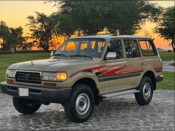 Toyota Land Cruiser GXR 1997 Manual 350,000 Km 6 Cylinder Four Wheel Drive (4WD) SUV Beige