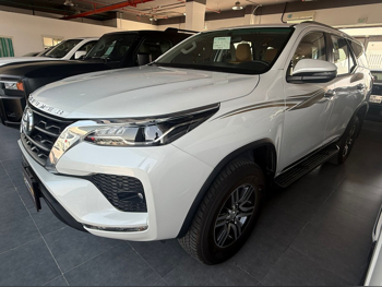 Toyota  Fortuner  2026  Automatic  0 Km  4 Cylinder  Four Wheel Drive (4WD)  SUV  White  With Warranty