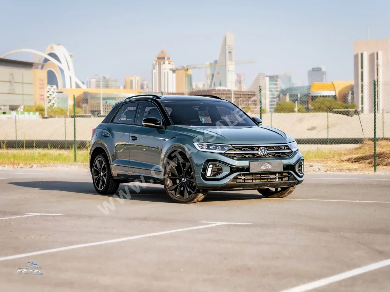 Volkswagen T-Roc 2023 Automatic 43,300 Km 4 Cylinder Four Wheel Drive (4WD) SUV Forest Green