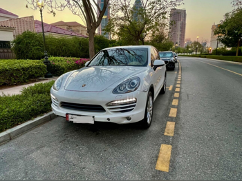 Porsche  Cayenne  Platinum  2013  Automatic  147,000 Km  6 Cylinder  Four Wheel Drive (4WD)  SUV  White