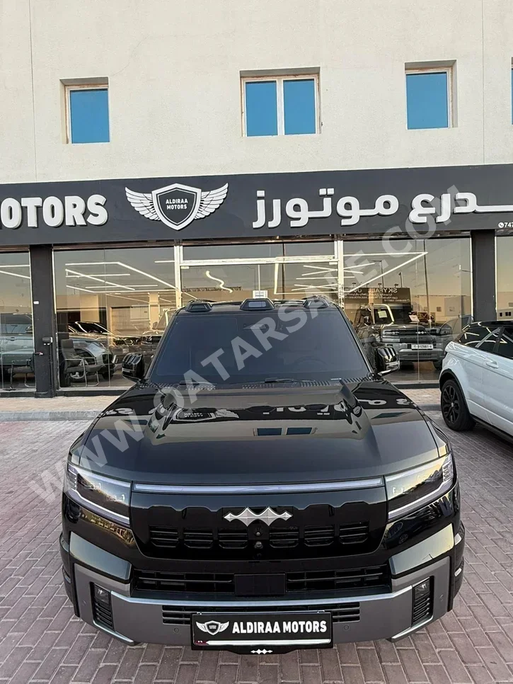 بي واي دي ليوبارد 8 فلاك شب 2025 اوتوماتيك 13,000 كم 4 سلندر دفع رباعي اس يو في أسود تحت الضمان