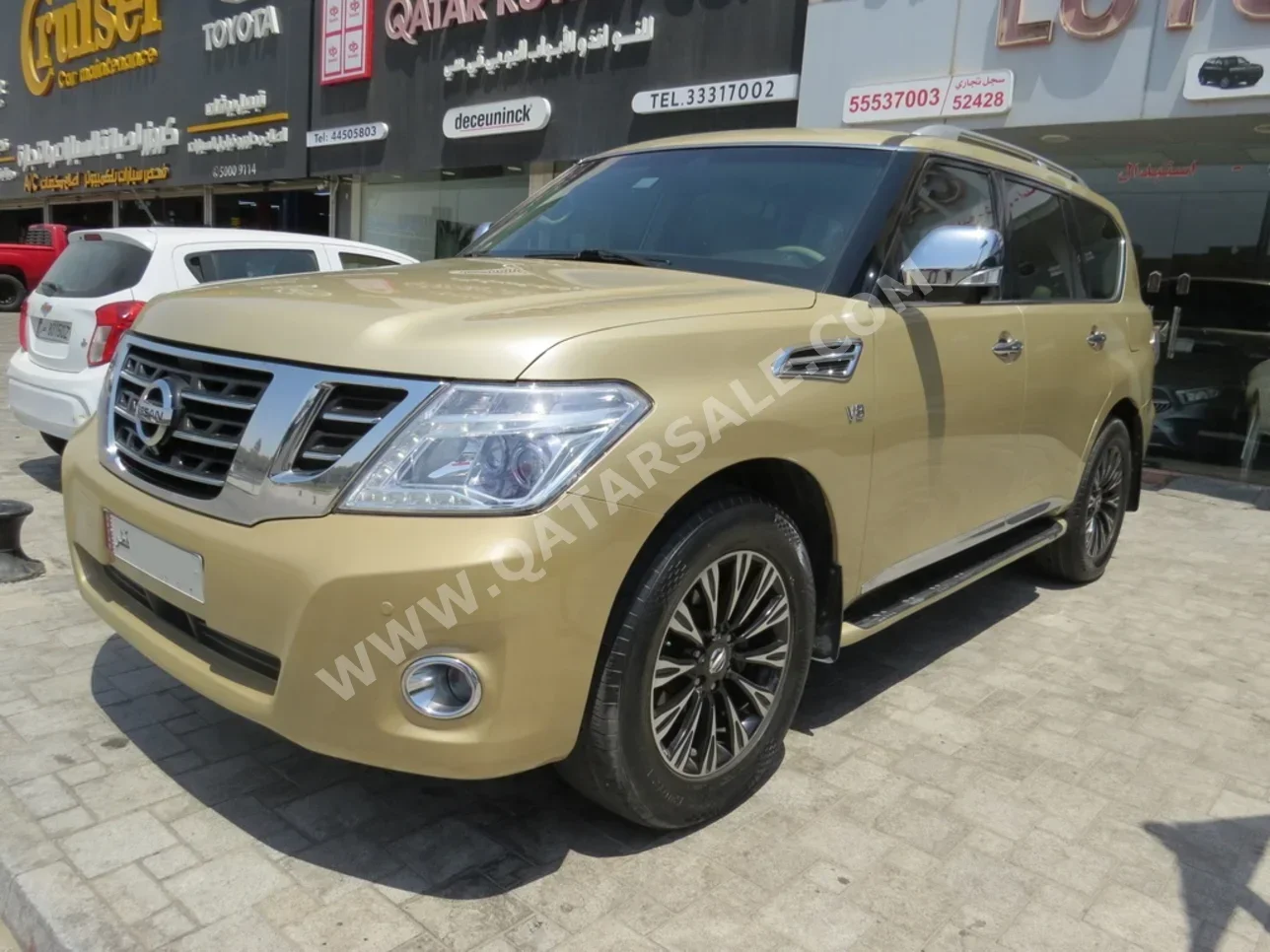 نيسان  باترول  ال اي  2012  اوتوماتيك  175,000 كم  8 سلندر  دفع رباعي  اس يو في  ذهبي  تحت الضمان