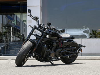 Harley Davidson  SportSter -  2022 - Color Black