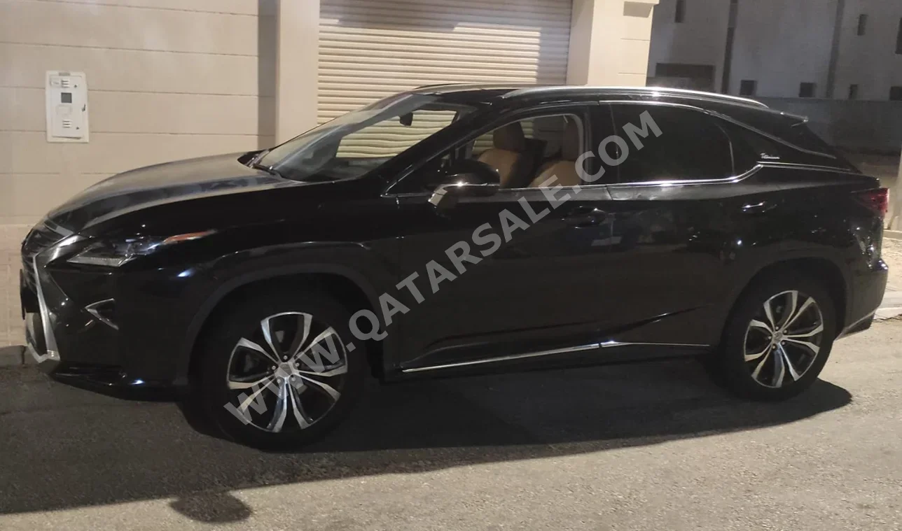 لكزس  ار اكس  350  2016  اوتوماتيك  213,000 كم  6 سلندر  دفع رباعي  اس يو في  أسود
