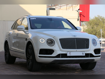 Bentley  Bentayga  2020  Automatic  116,000 Km  8 Cylinder  Four Wheel Drive (4WD)  SUV  White