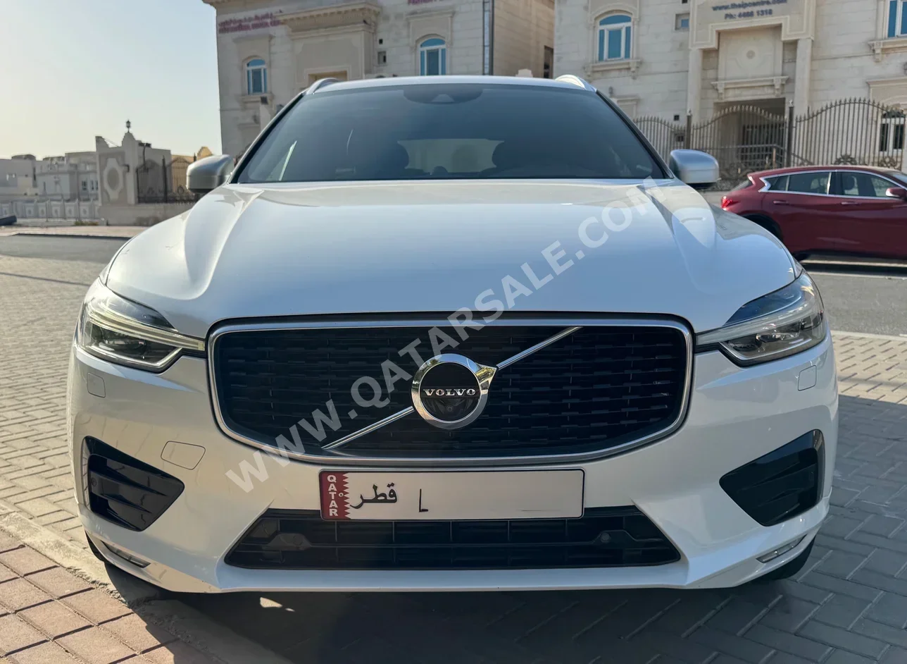 فولفو اكس سي 60 2018 اوتوماتيك 60,000 كم 4 سلندر دفع كلي مستمر اس يو في أبيض