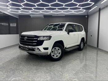 Toyota  Land Cruiser  GX  2024  Automatic  25,000 Km  6 Cylinder  Four Wheel Drive (4WD)  SUV  White  With Warranty
